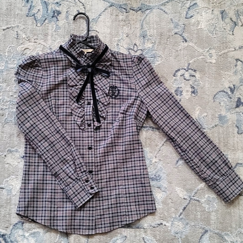 Blouse, long sleeve shirt